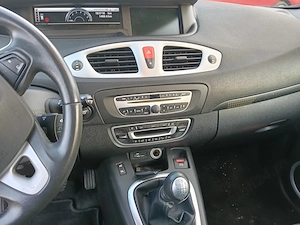 Vând Renault scenic  - imagine 3