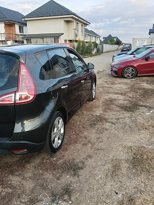 Vând Renault scenic  - imagine 5