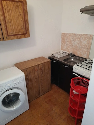 Proprietar în acte Unde vand garsoniera zona buna - imagine 2