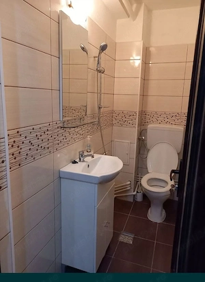 Închiriez apartament  - imagine 5