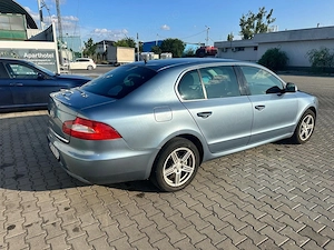 Skoda Superb 2.0 TDI BMP - imagine 7