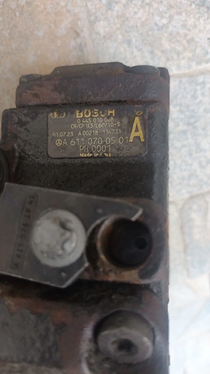 Pompa inalta presiune Bosch, cod A6110700511, Mercedes Sprinter 2.2 cdi, 2000-2006 - imagine 3