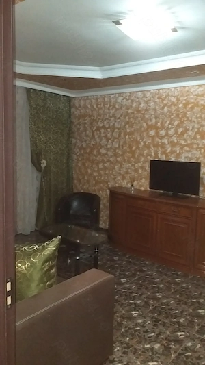 Persoană fizică, vând apartament cu două camere decomandat et.4  9, izolat, renovat și mobilat. - imagine 3