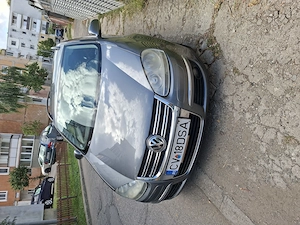 Se vinde golf 5 sport line