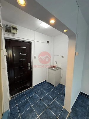 Garsoniera de Vanzare, Zona Poarta 6, Recent Renovata - imagine 3