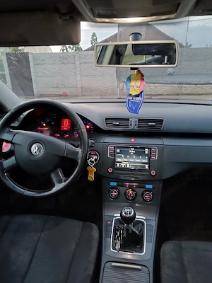 Vând VW Passat B6, Gardinile ,Olt