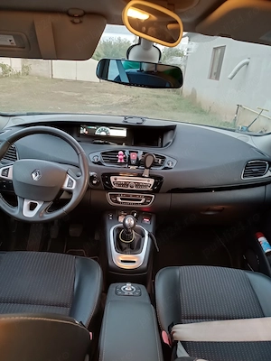 Vând Renault Scenic 3,2011 - imagine 4