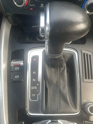 Audi Q5 2.0 TDI Quattro S-Tronic 4WD   Exclusive 2013 - Înmatriculată RO - imagine 19