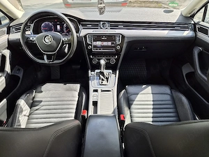Vw Passat 2.0 BiTdi 4Motion - imagine 2