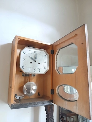 Ceas de perete mecanic cu pendul Jantar (Yantar) URSS - Vintage, Funcțional