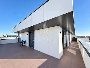 Apartament tip penthuse, 3 camere, 2 bai, Torontalului - imagine 12