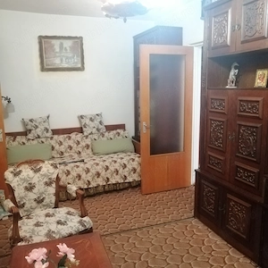 Închiriez apartament 2 camere semidecomandat mobilat și utilat la 2 fete, 1500 lei plus garantie - imagine 4