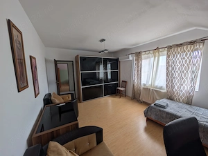Închiriez apartament cu 2 camere + mansarda locuibila in cartierul zorilor - imagine 6
