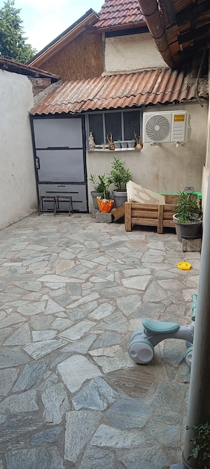 De vanzare casa in Iosia - Onestilor, dublu front  - imagine 3