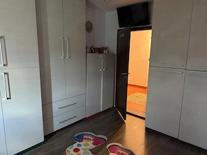 Inchiriez apartament 4 camere - imagine 8
