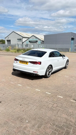 Audi S5 Coupe 3.0 TFSI Quattro   2018   Full Option  - imagine 4