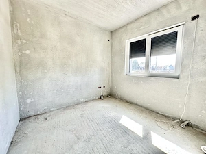 Duplex despartit cu 5 camere | 3 bai | 122 mp | Teren 430 mp | Mosnita  - imagine 11