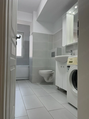 Vand apartament doua camere. 