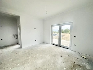 Duplex pe parter | 3 camere | 275 mp teren | Mosnita/Calea Medves - imagine 4