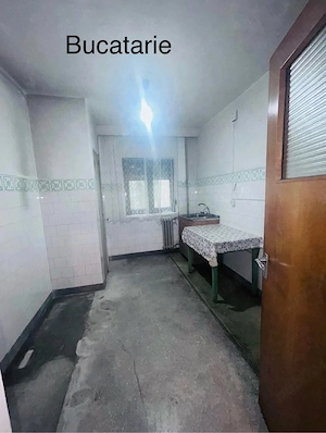 Apartament 3 camere,Centru - imagine 3