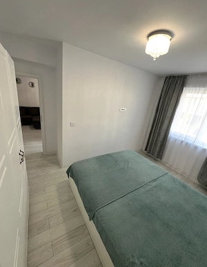 De vanzare apartament 3 camere - imagine 8