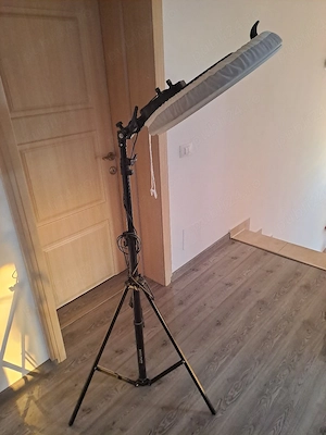 Vând lampă profesională make up + scaun make up 