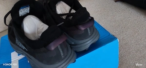 De vanzare adidasi HOKA Chalenger 8