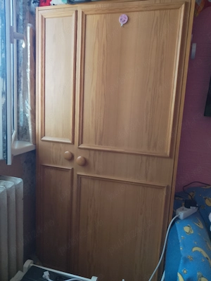 Dulap pentru haine 