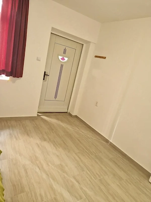 Apartament la casa cu 1 camera 