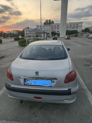 Peugeot 206 Sedan - imagine 3