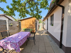 Casa 3 camere, 2 bai, 72 mp, teren 251 mp, zona Damila - imagine 12