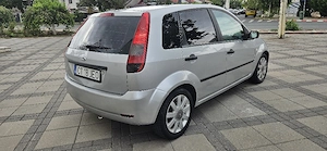 ford fiesta 1.4 benzină 2006 - imagine 3