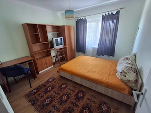 Dau in chirie apt. 2 camere , 72 mp Gruia  - imagine 2
