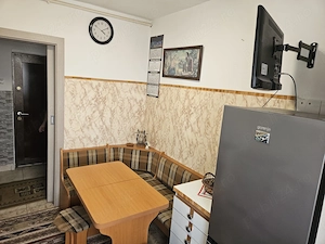 Vand apartament decomandat pe str Nicolae Iorga - imagine 6