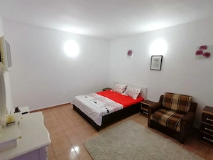 Inchiriez casa in Comuna Corbu la Strada Prinvipala - imagine 6