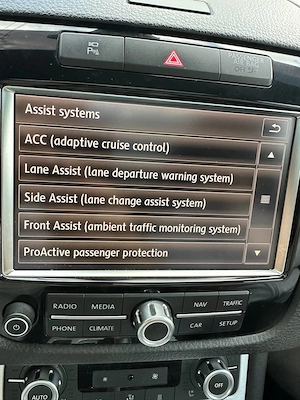 VW Touareg V6 TDI 245 CP   2011   228.000 km   Îngrijit exemplar   Full - imagine 9