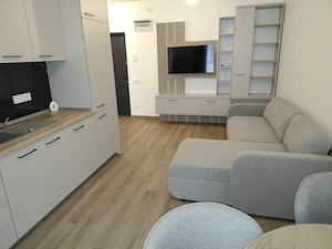 Inchiriez apartament 2 camere complet mobilat si utilat parcare inclusa