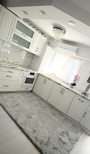 Apartament 3 camere , zona Decebal-Piata - imagine 5