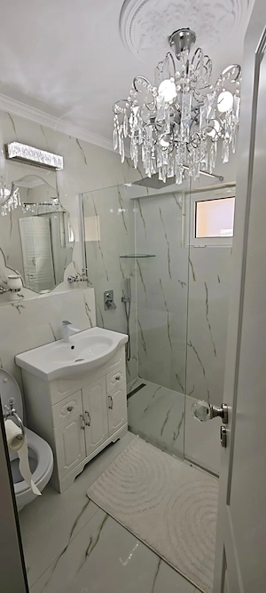 Apartament 3 camere , zona Decebal-Piata - imagine 3