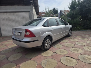 Ford Focus 2007 luna 11-Provenienta Ford RO. 16 MPI 110Cp Euro 4. Nr km 156000!Pret 1750 Euro - imagine 5