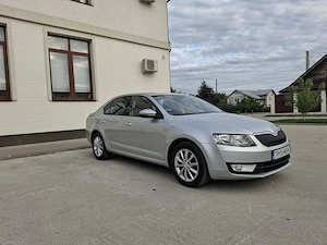 Skoda Octavia 2015.Sedan Versiunea Ambition -16 TDI-110Cp-Euro 5. Prim Proprietar.255000km! - imagine 2