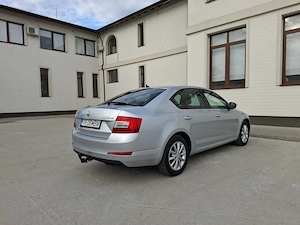 Skoda Octavia 2015.Sedan Versiunea Ambition -16 TDI-110Cp-Euro 5. Prim Proprietar.255000km! - imagine 7