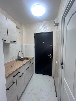 Garsonieră zona Bularga,disponibilă imediat,prima închiriere după renovare - imagine 13