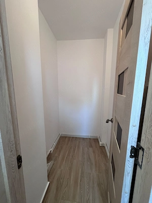 Apartament 2 camere,decomandat,etaj intermediar,centrală proprie,două balcoane,Păcurari Alpha Bank - imagine 9