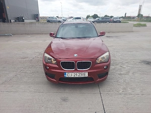BMW  X1 drive - imagine 8