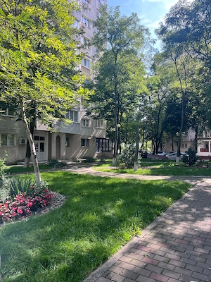 Apartament cu o cameră modelul mare si decomandat,zona Moara de Foc lângă Lidl - imagine 2