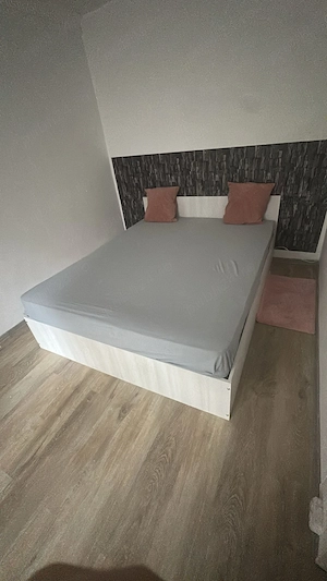 Închiriez apartament  - imagine 5