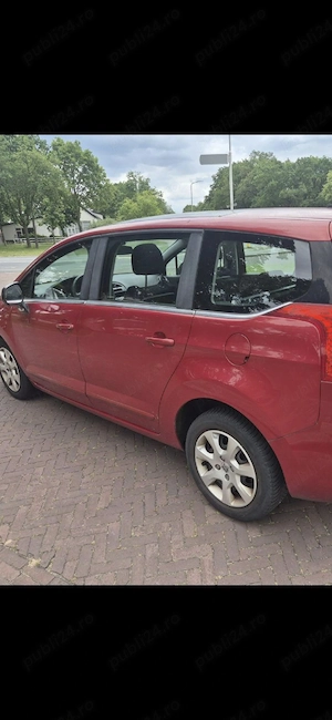 de vânzare Peugeot 5008