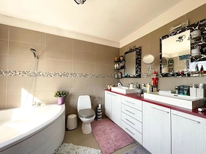 Casa individuala, 130mp utili si 650mp teren - Super pozitie Mosnita Noua - imagine 13