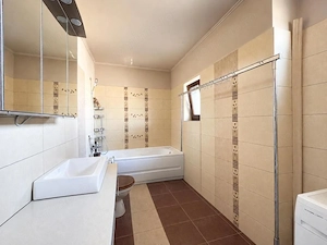 Casa individuala, 130mp utili si 650mp teren - Super pozitie Mosnita Noua - imagine 14